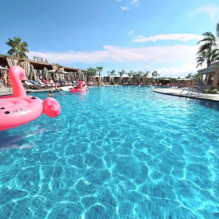 1 Bedroom Grand Sapphire And Casino *